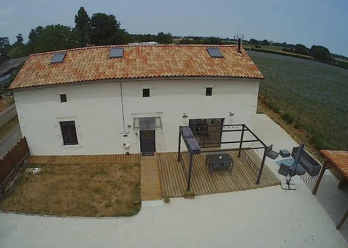 Maison Poitevine 9/10 Personnes